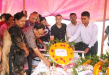 না ফেরার দেশে মিল্টন ষ্ট্যানলি রোজারিও, ঢাকা ক্রেডিটসহ বিভিন্ন সংগঠনের শ্রদ্ধা নিবেদন